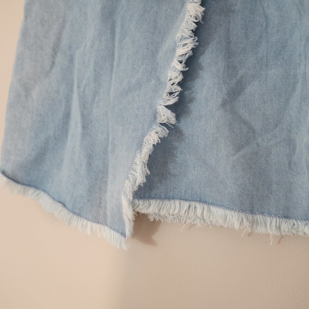 Tobi NWT Light Denim Asymmetrical Mini Skirt - Picture 5 of 8